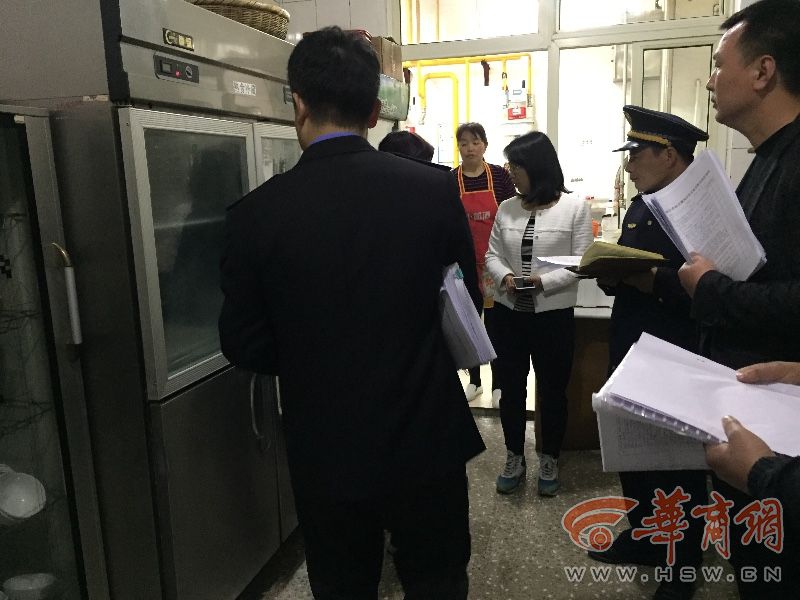 中国一汽：2030年整车销量超500万辆、智能网联新能源汽车超300万辆