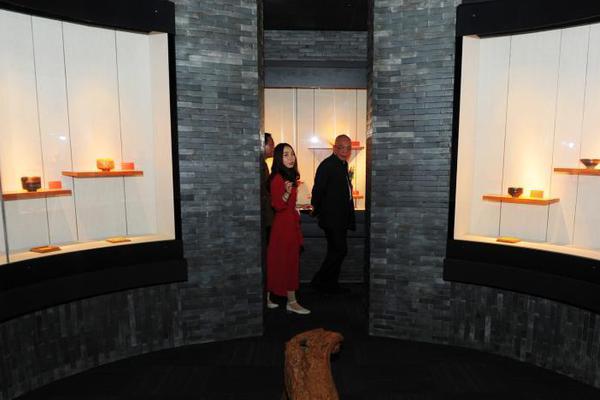 美的集团 ：均衡发展，稳中求进
